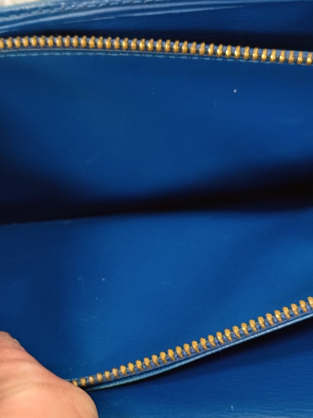 Louis Vuitton Blue Epi Leather Long Continental Wallet - Picture 9 of 9